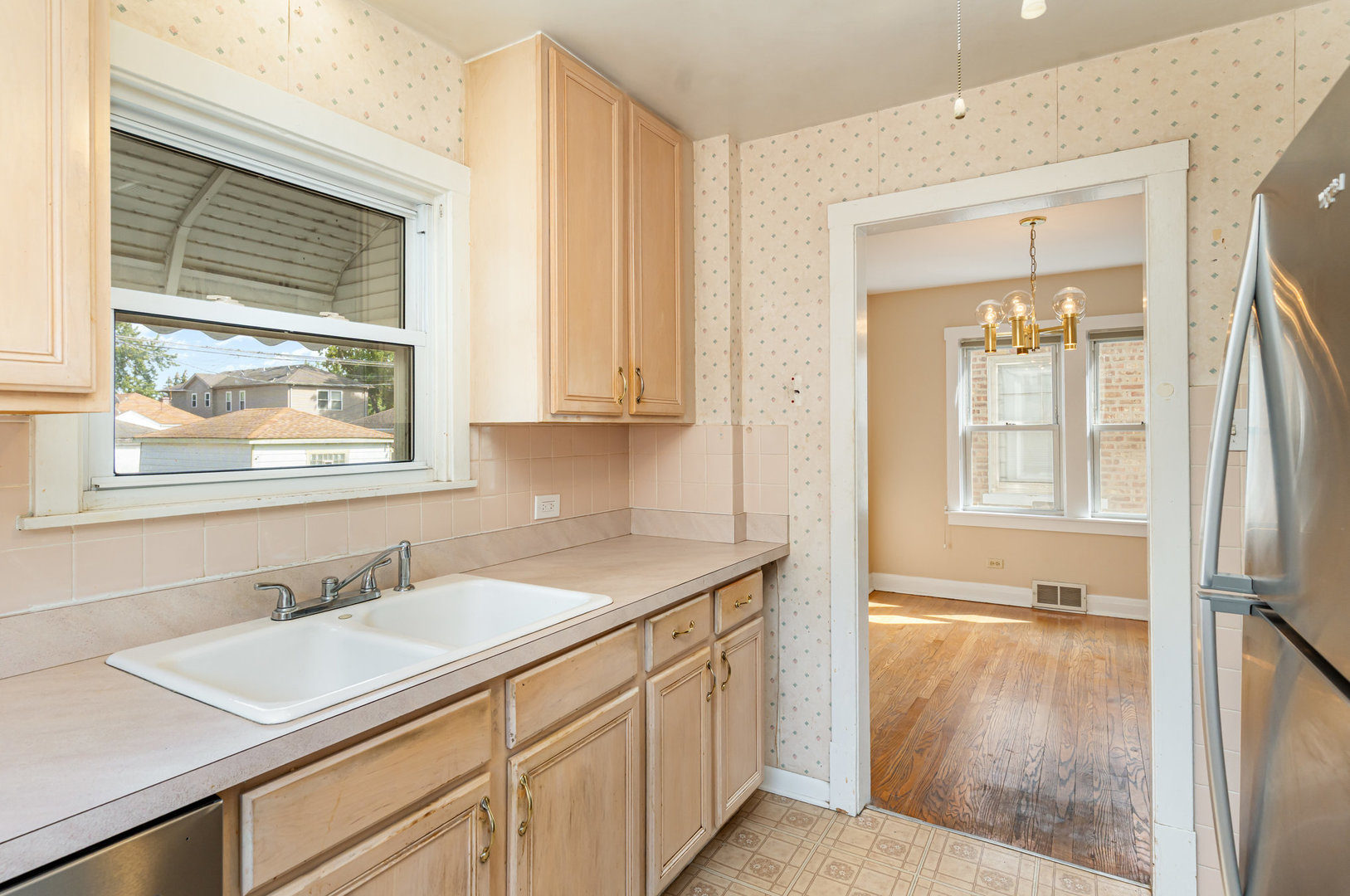 3311 N Oriole Avenue, Chicago, IL 60634