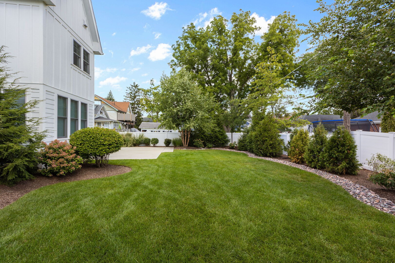 469 S Sunnyside Avenue, Elmhurst, IL 60126