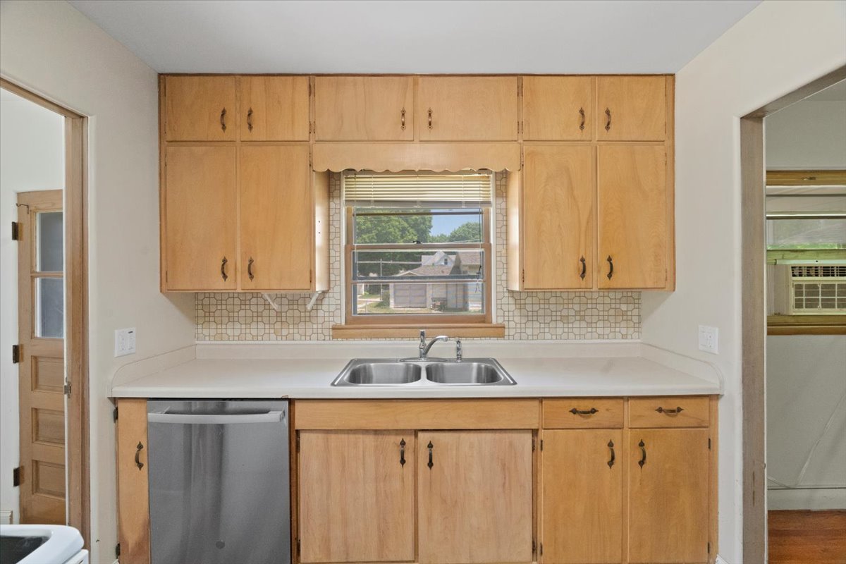 3131 Bethel Boulevard, Zion, IL 60099