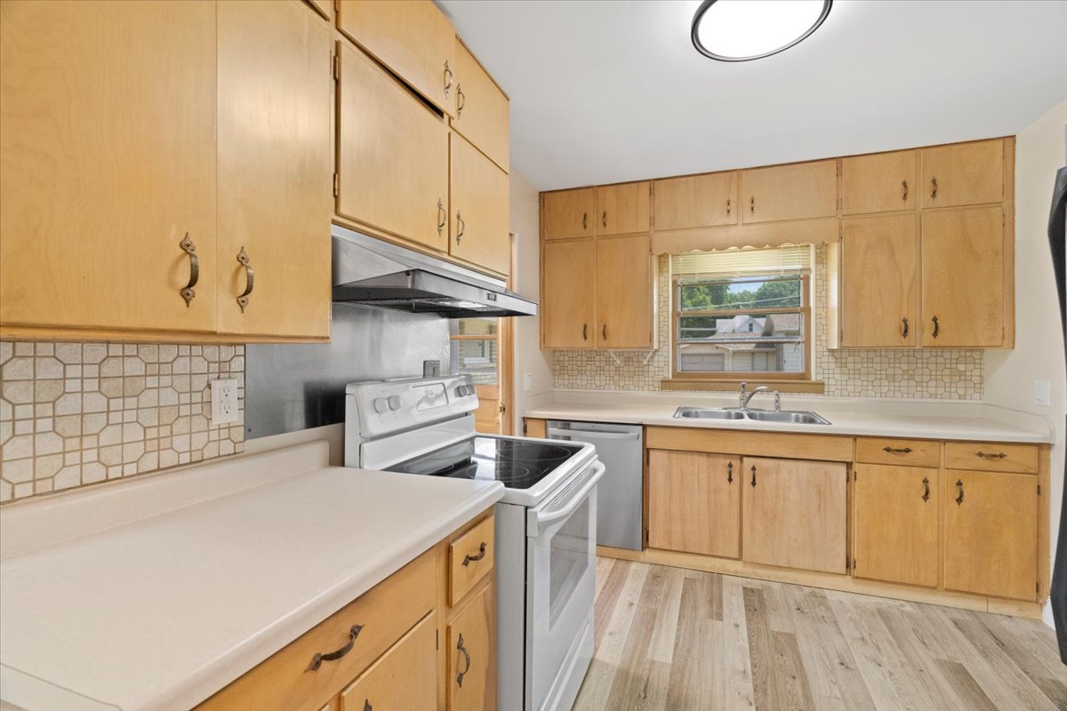 3131 Bethel Boulevard, Zion, IL 60099