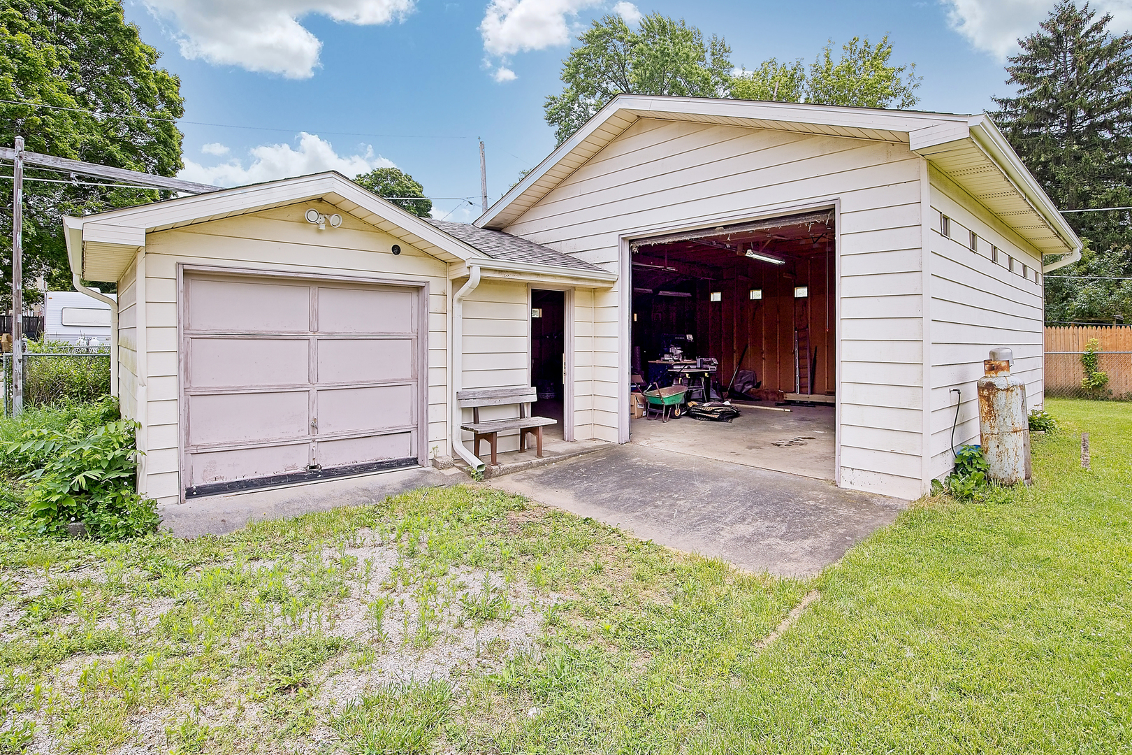 3131 Bethel Boulevard, Zion, IL 60099