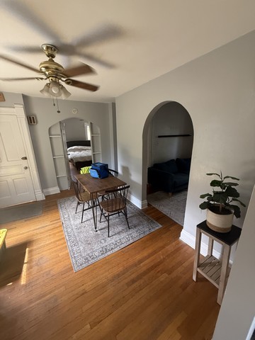 516 N Center Street #2, Naperville, IL 60563