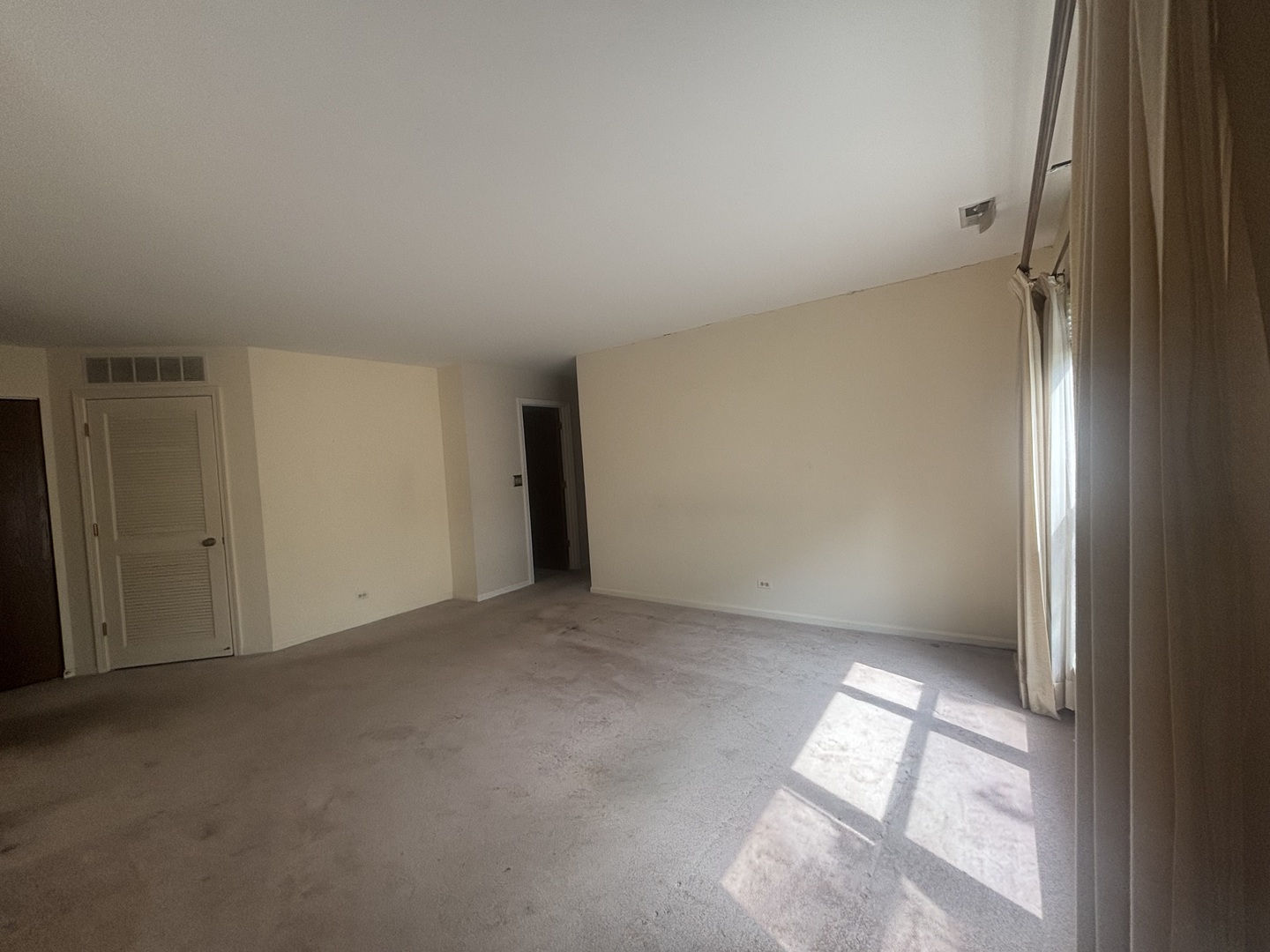 743 Sterling Court #A2, Bartlett, IL 60103