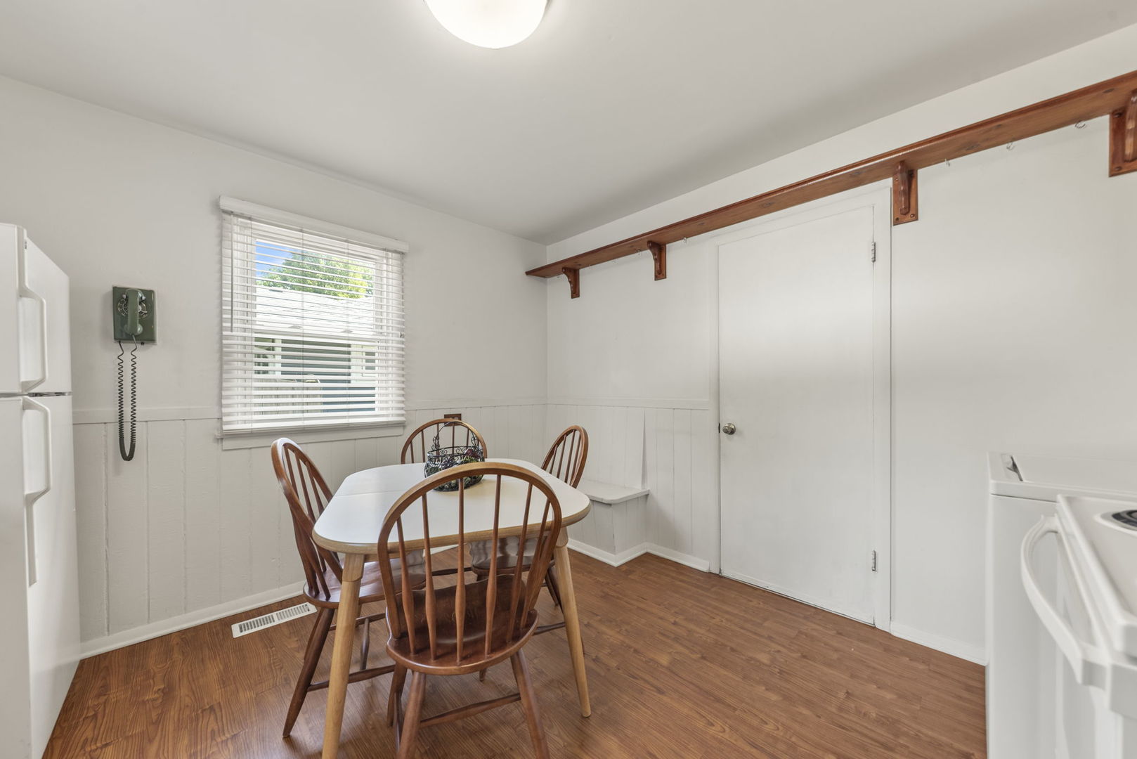 615 Wakeman Avenue, Wheaton, IL 60187