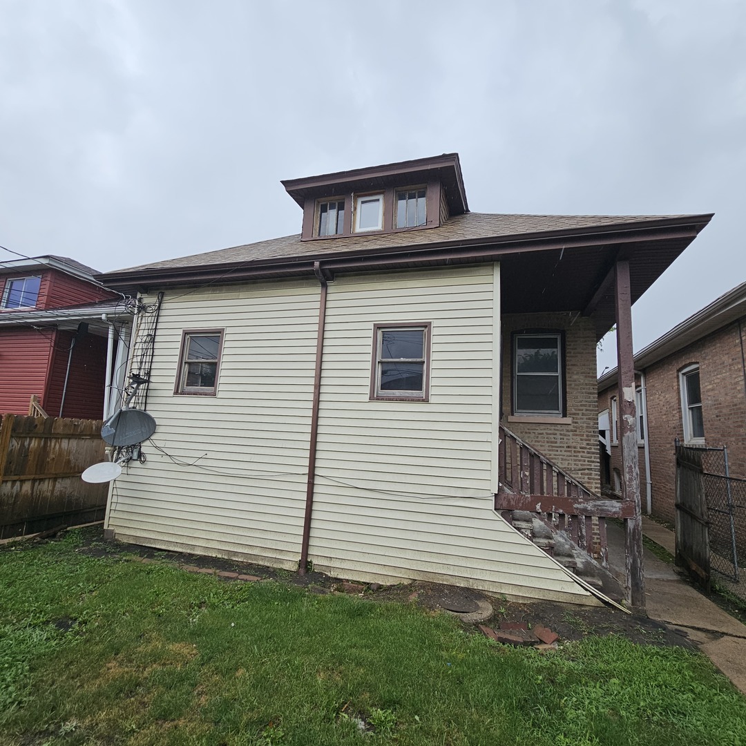 8137 S Loomis Boulevard, Chicago, IL 60620