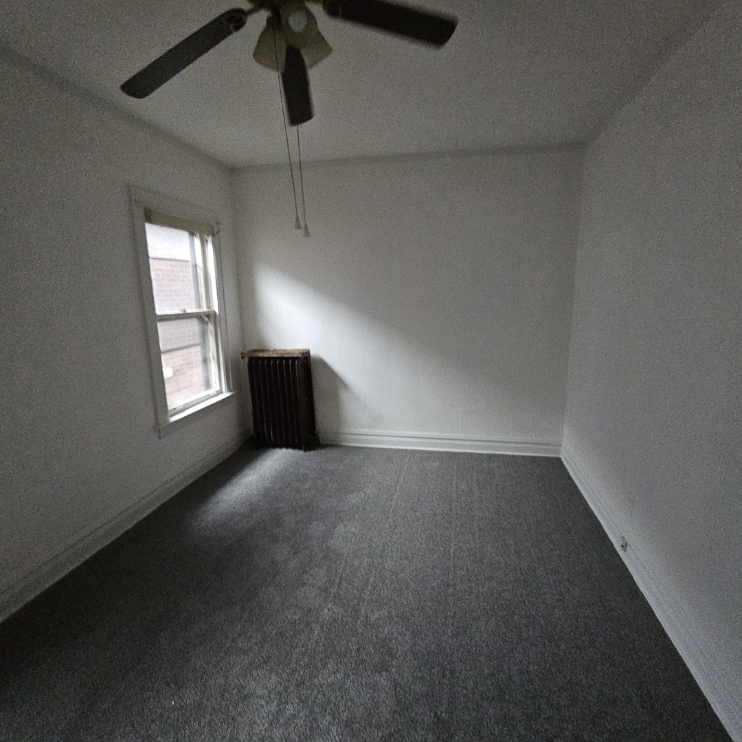 8137 S Loomis Boulevard, Chicago, IL 60620