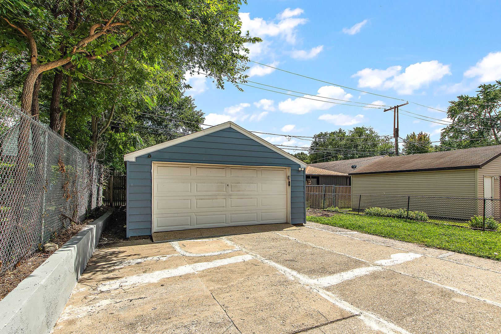 1051 Burnham Avenue, Calumet City, IL 60409