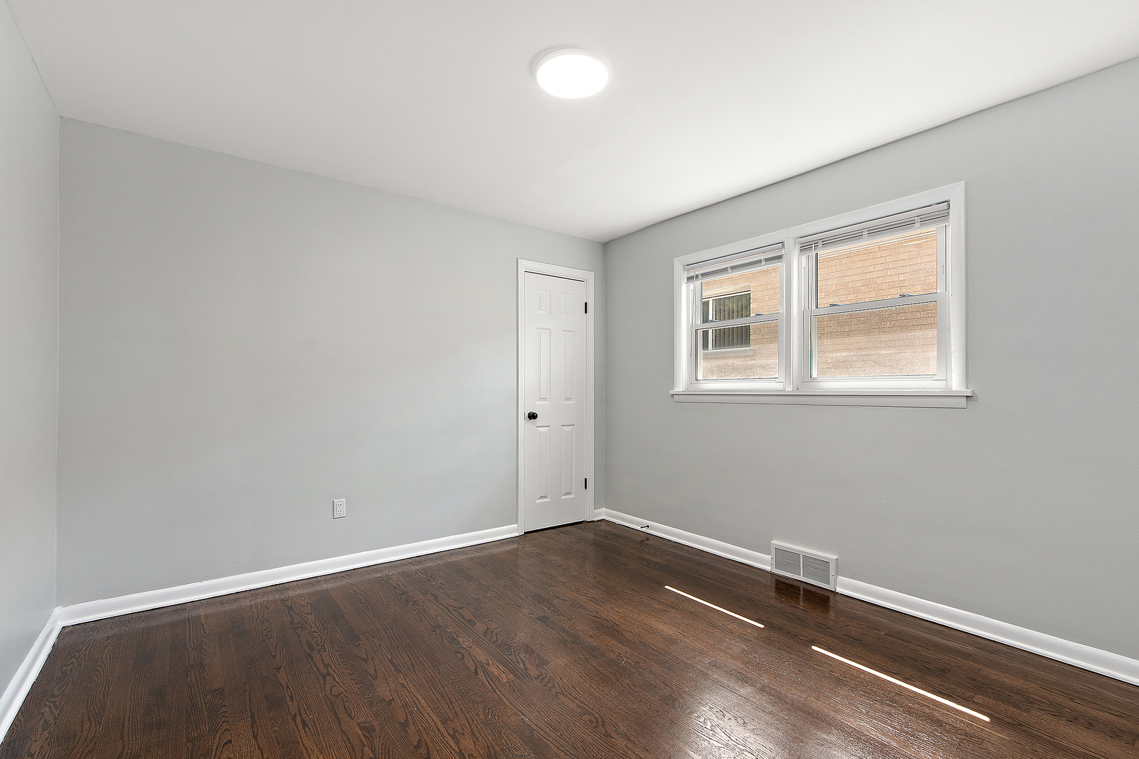 1051 Burnham Avenue, Calumet City, IL 60409