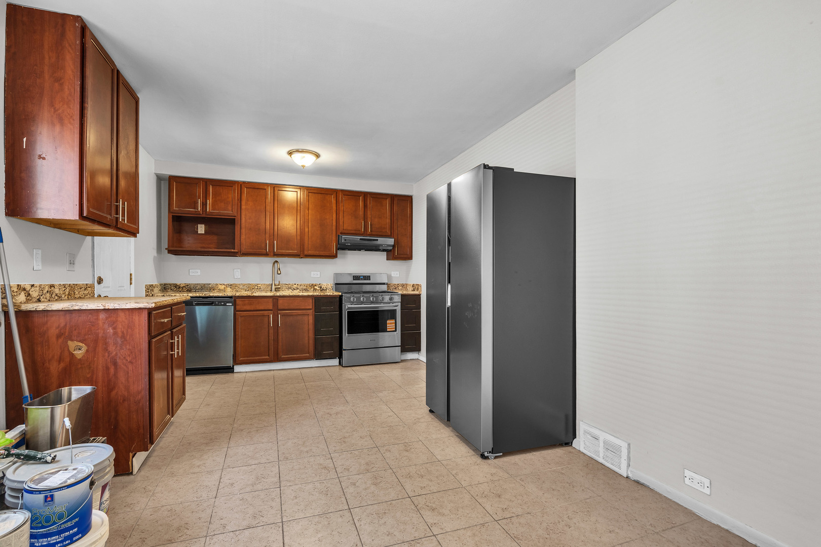 937 W North Avenue #C, Villa Park, IL 60181