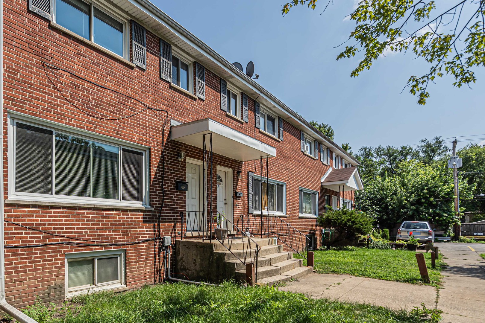 937 W North Avenue #C, Villa Park, IL 60181
