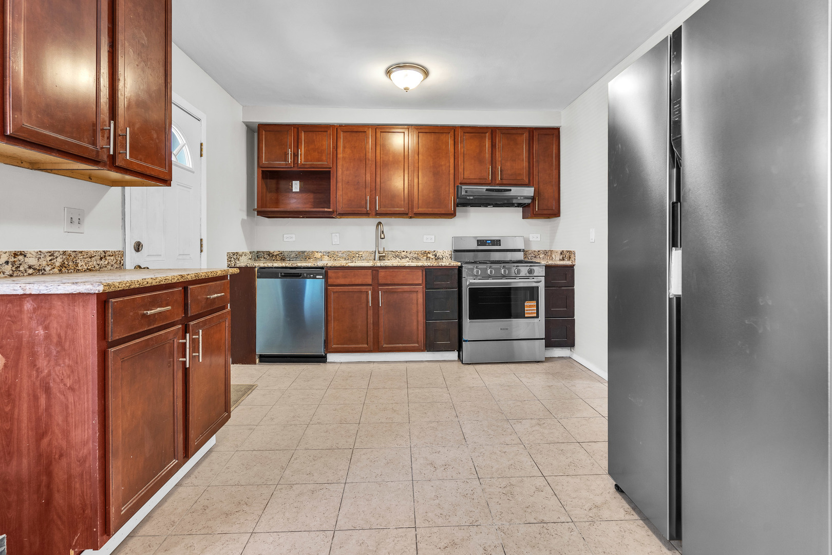937 W North Avenue #C, Villa Park, IL 60181