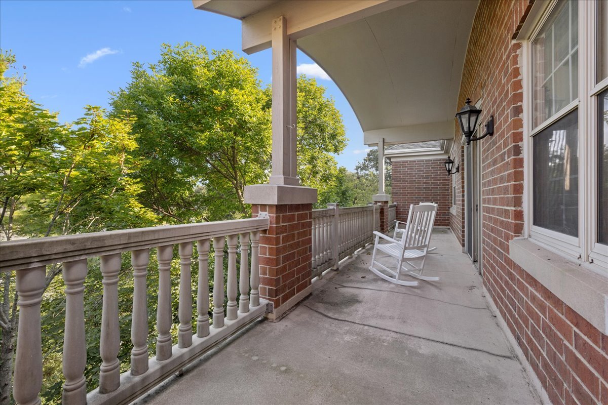 940 Augusta Way #304, Highland Park, IL 60035