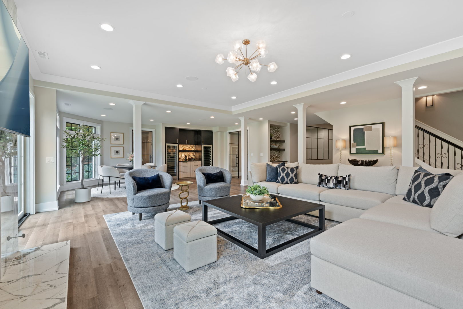 39W795 Goldenrod Drive, St. Charles, IL 60175