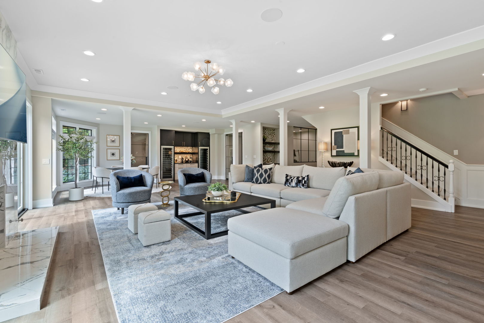 39W795 Goldenrod Drive, St. Charles, IL 60175