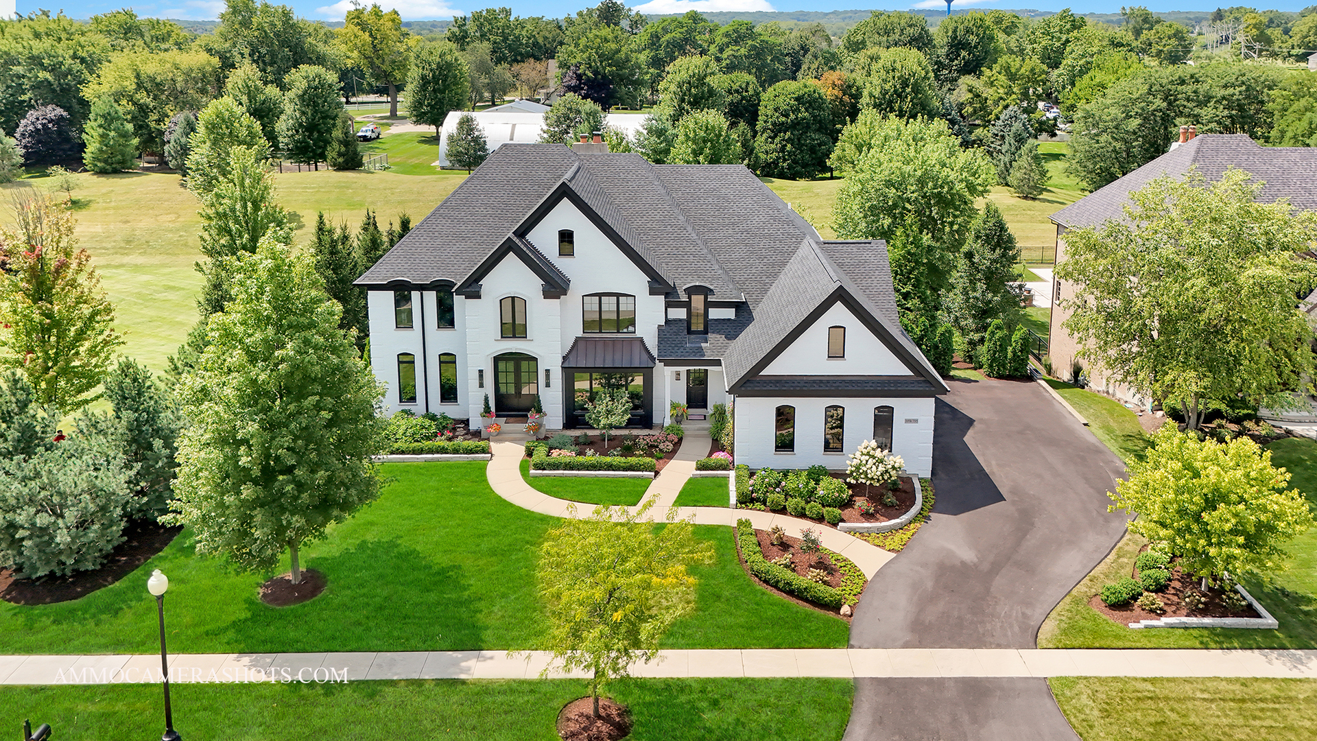39W795 Goldenrod Drive, St. Charles, IL 60175