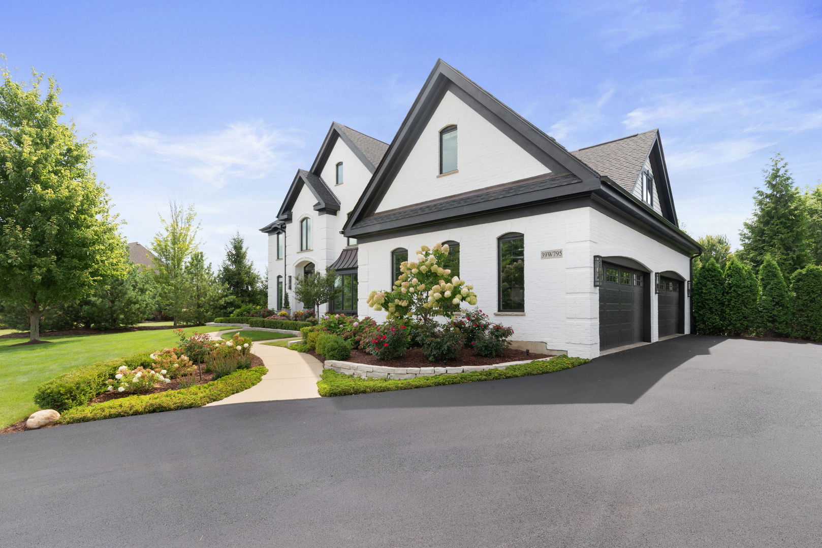 39W795 Goldenrod Drive, St. Charles, IL 60175