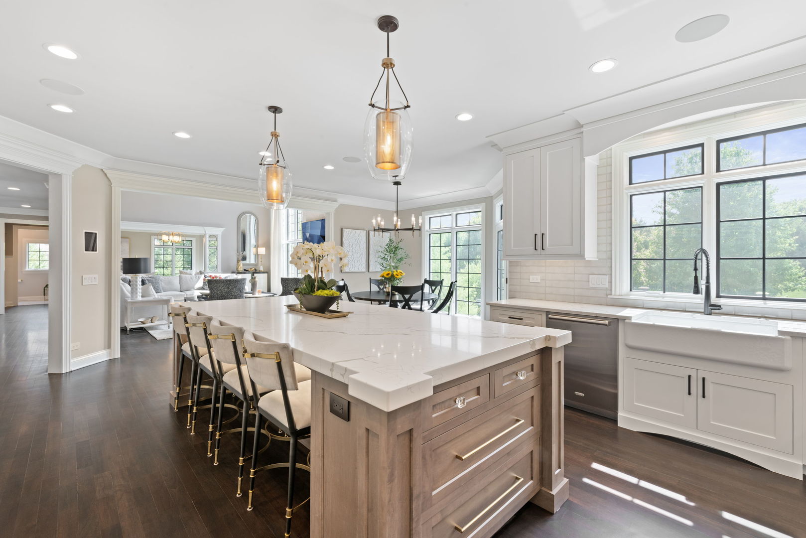 39W795 Goldenrod Drive, St. Charles, IL 60175