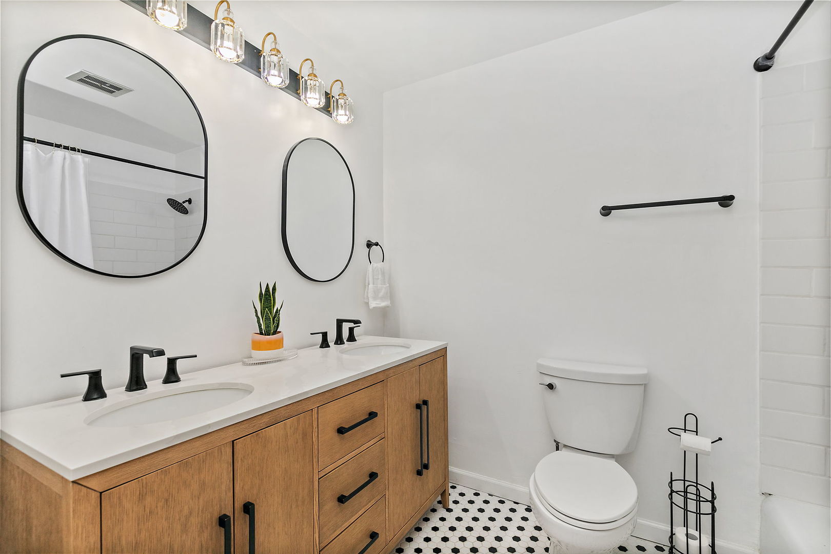 1208 Stafford Street, DeKalb, IL 60115