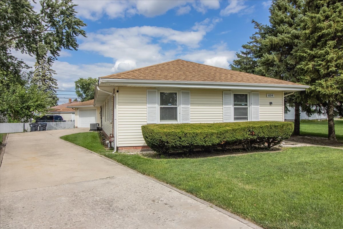 634 E 161st Street, South Holland, IL 60473