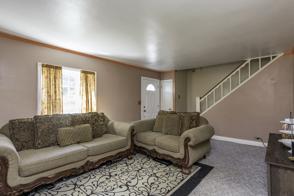 411 N Martin Avenue, Waukegan, IL 60085