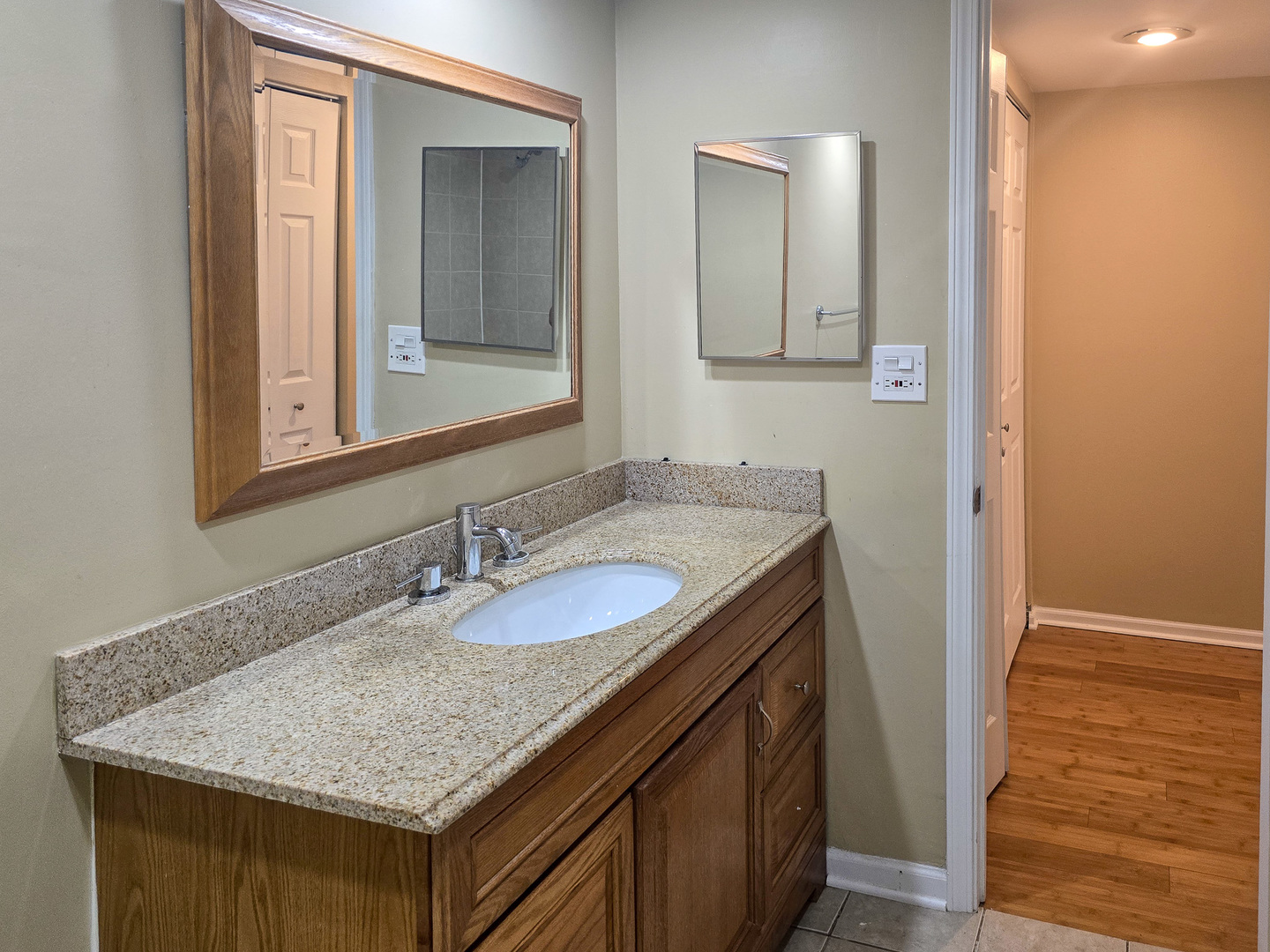 4506 KINGS WALK Drive #2D, Rolling Meadows, IL 60008