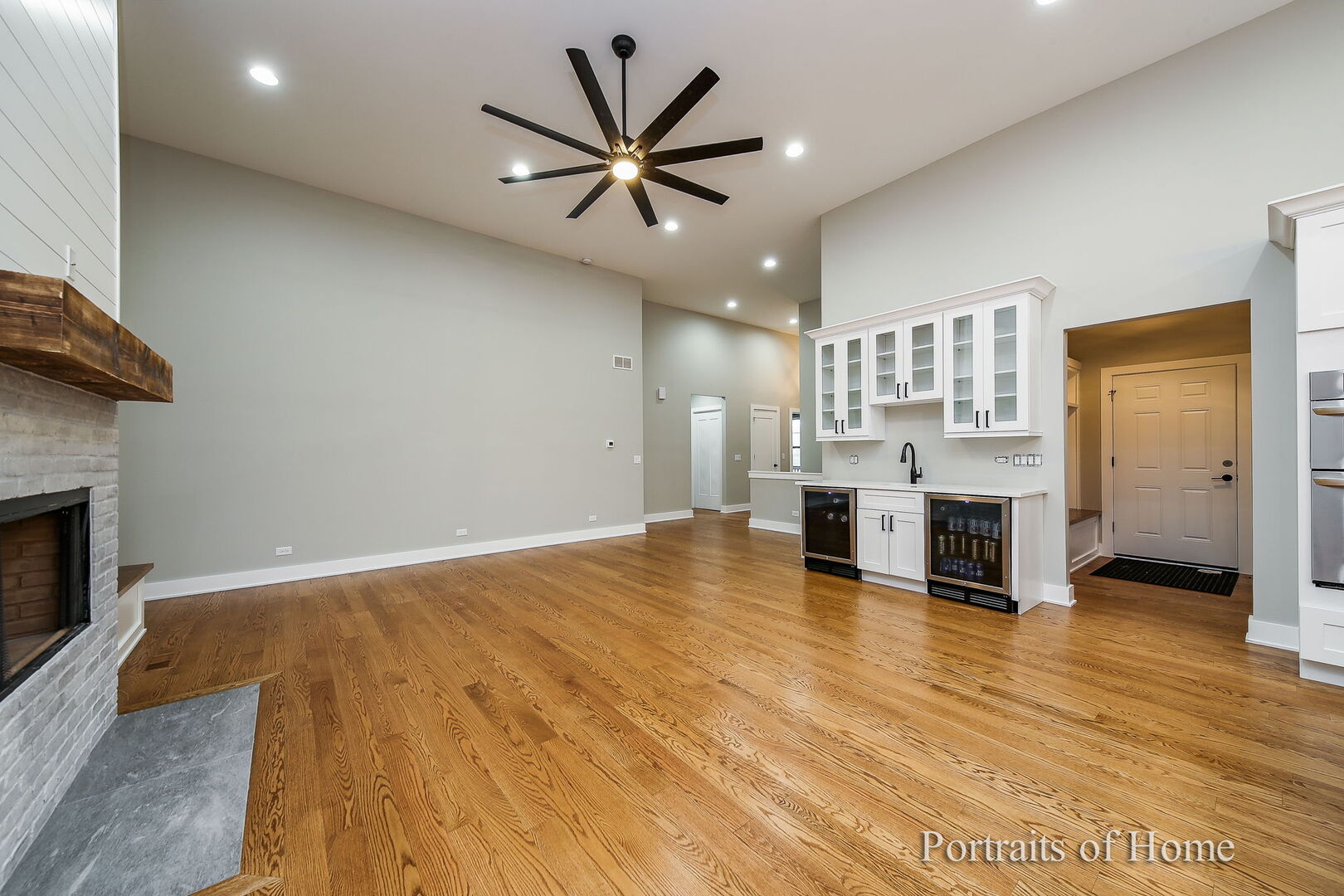 1066 Trillium Trail, West Chicago, IL 60185