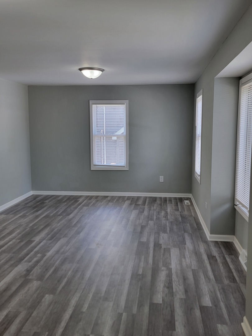 7607 Center Drive, Wonder Lake, IL 60097
