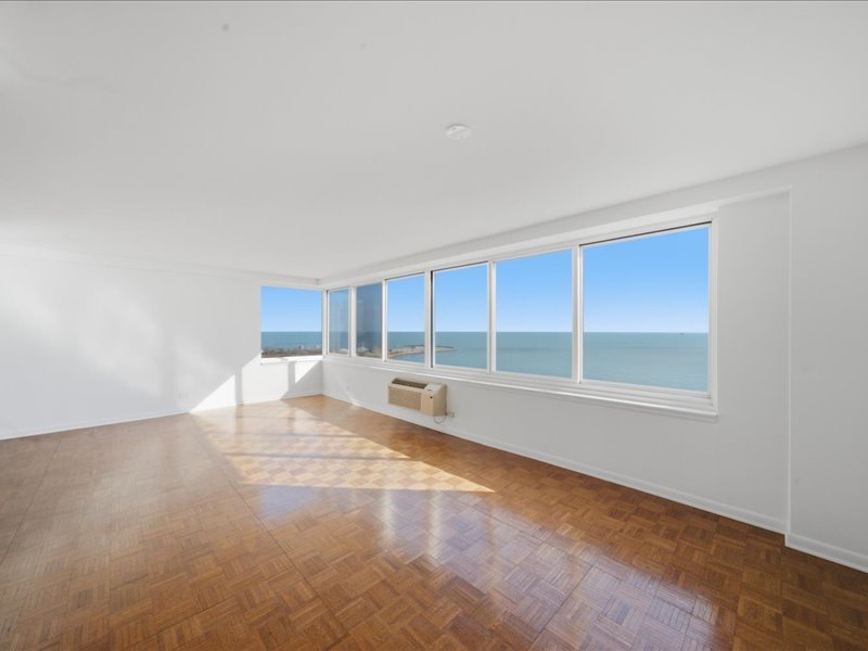1440 N Lake Shore Drive #12H, Chicago, IL 60610