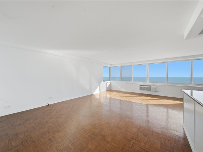 1440 N Lake Shore Drive #12H, Chicago, IL 60610