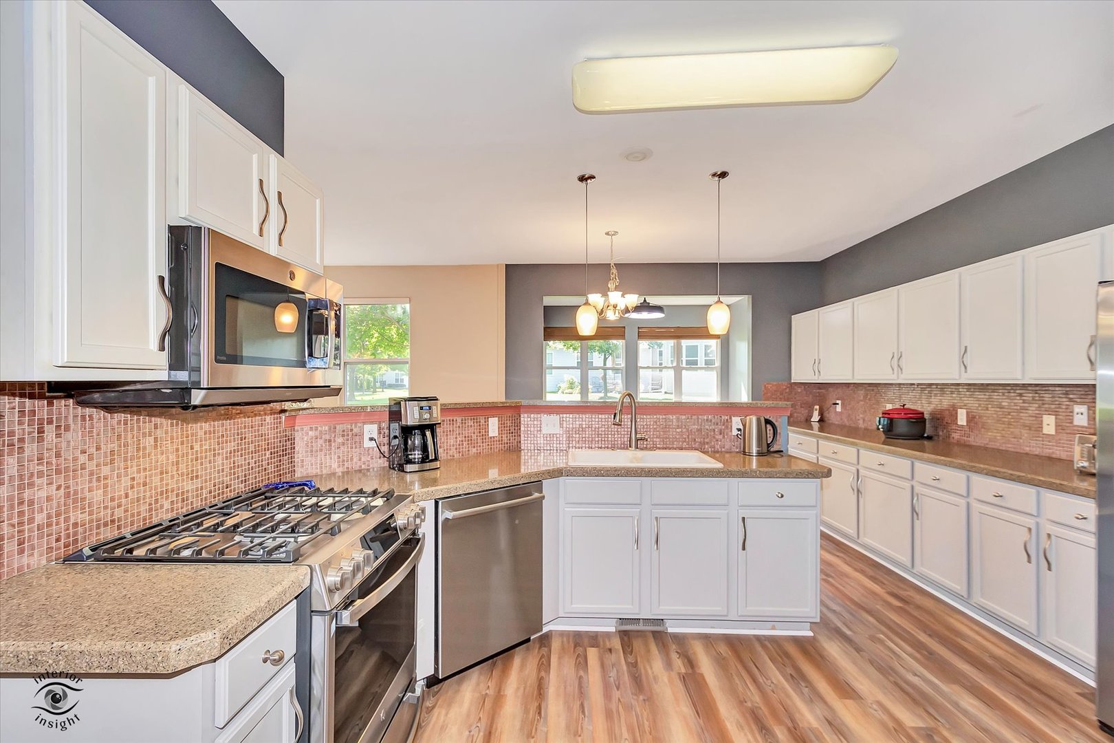 1517 W Ludington Circle, Romeoville, IL 60446