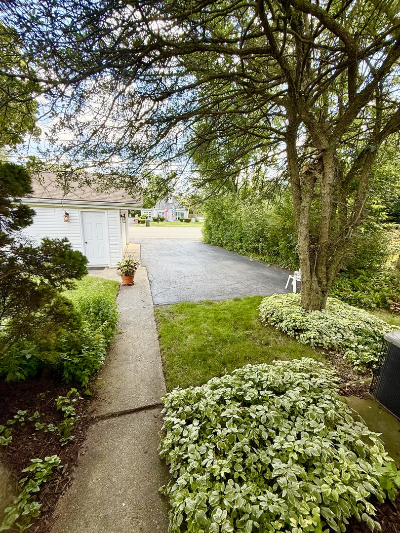 831 Latimer Lane, Flossmoor, IL 60422