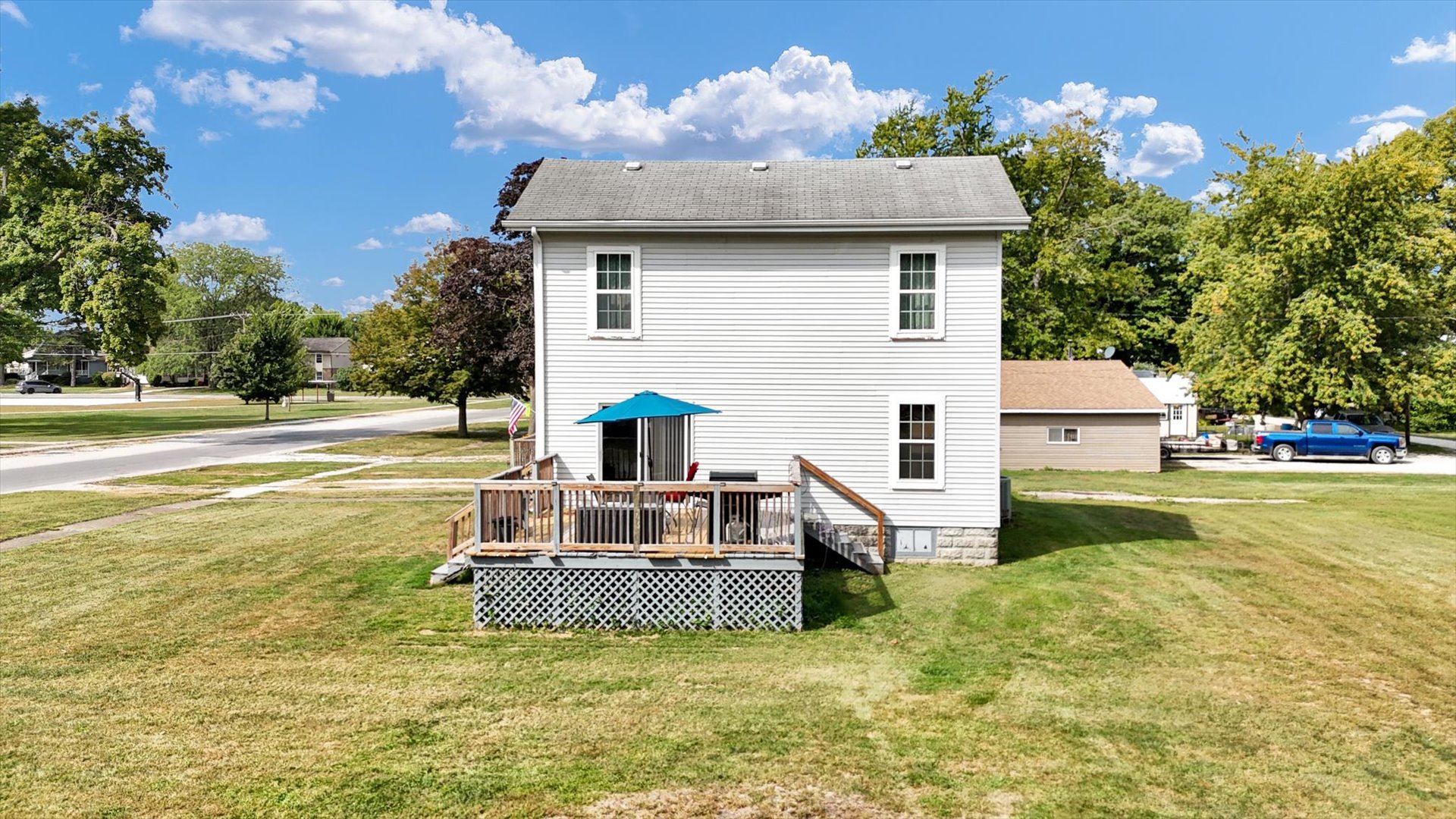 402 W Ash Street, Fairbury, IL 61739