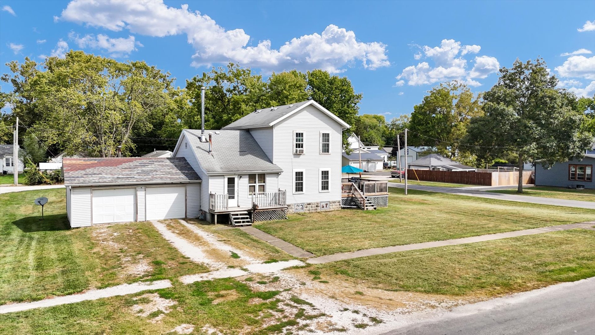 402 W Ash Street, Fairbury, IL 61739