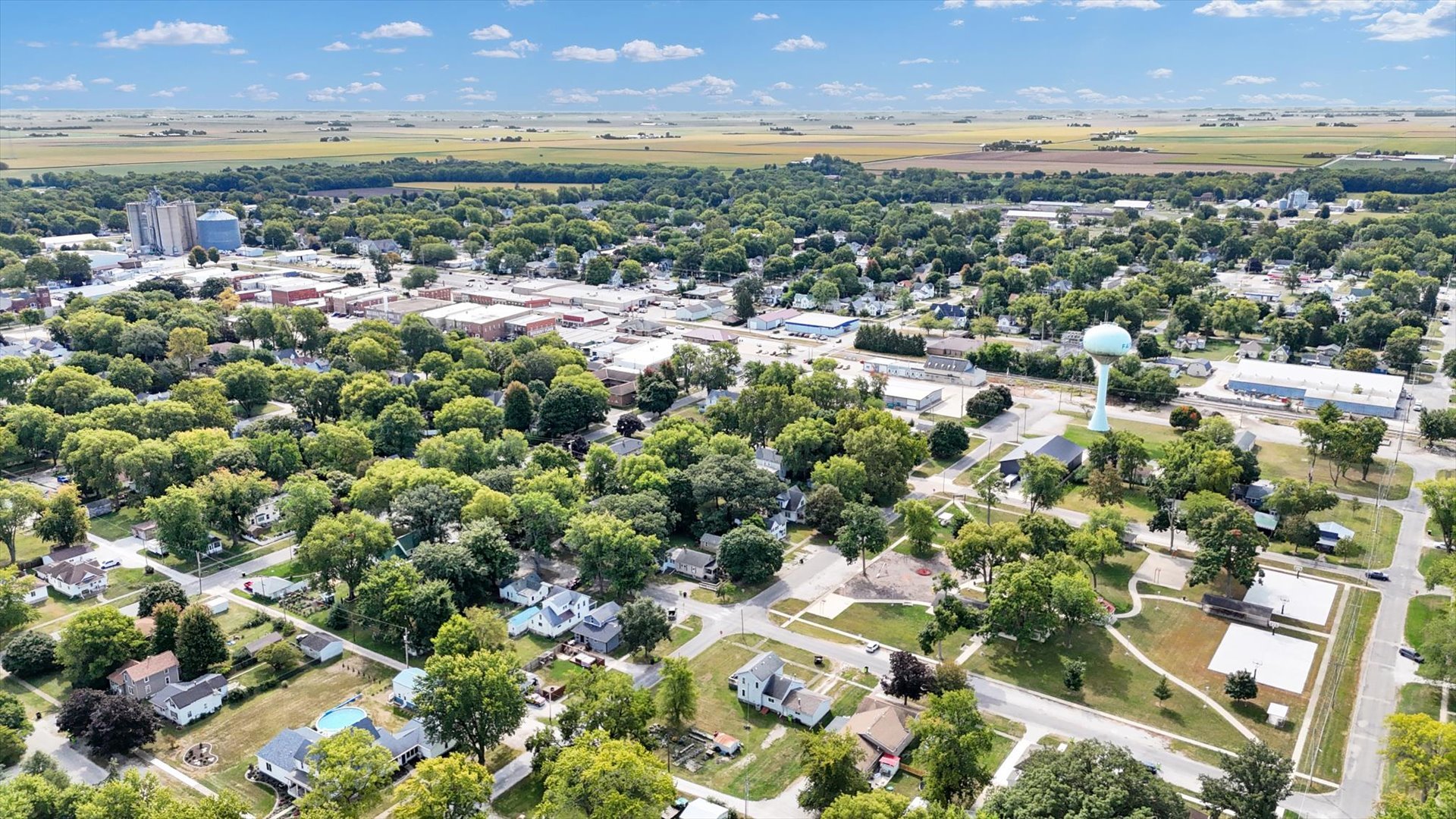 402 W Ash Street, Fairbury, IL 61739