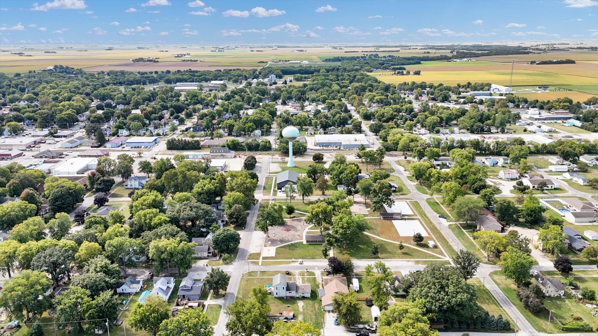 402 W Ash Street, Fairbury, IL 61739