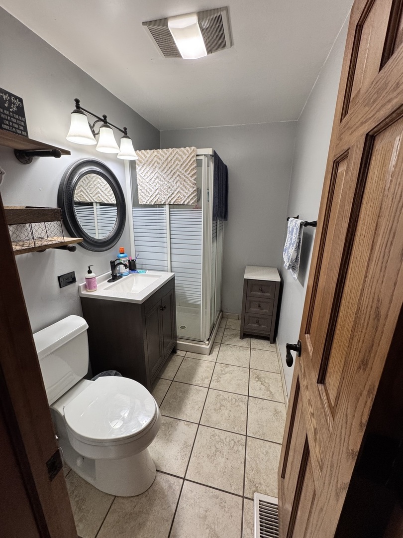 9546 S Spaulding Avenue, Evergreen Park, IL 60805