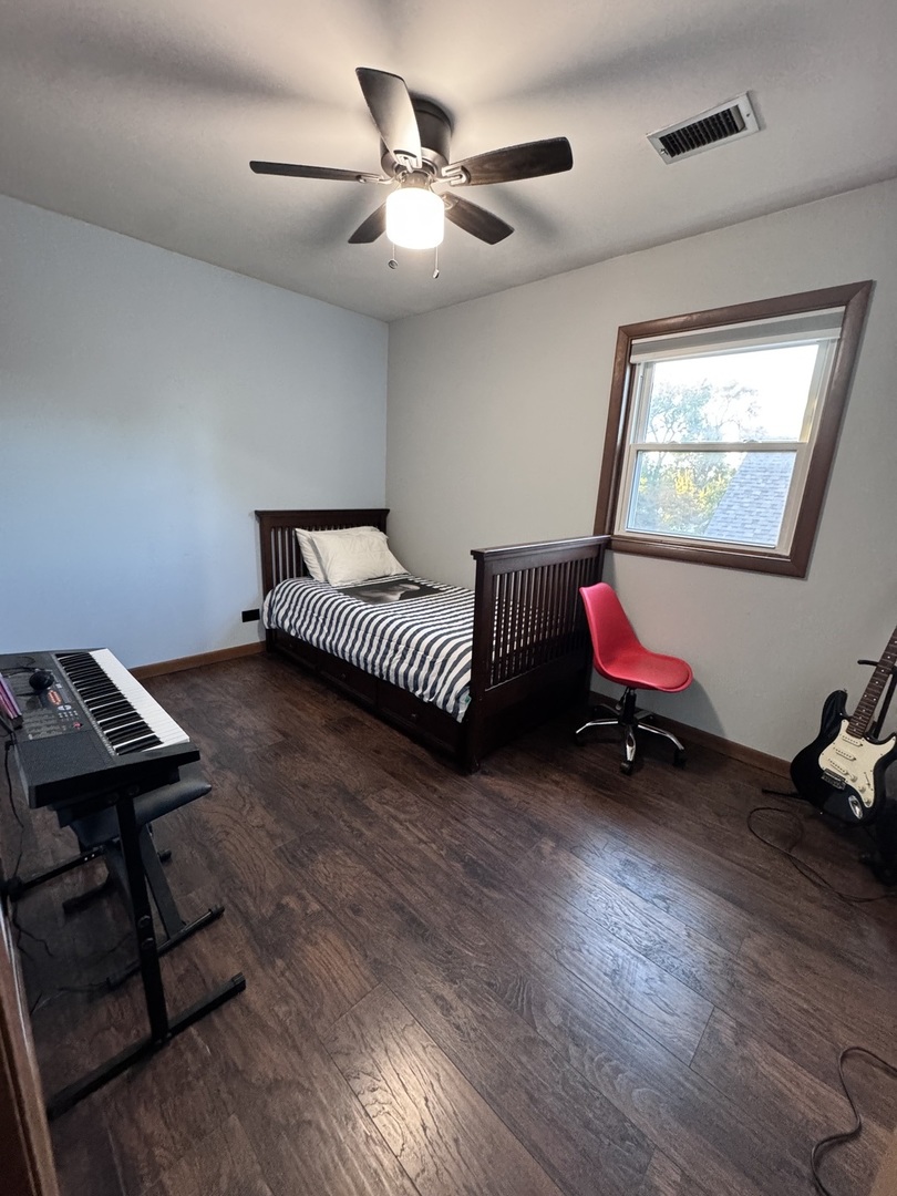 9546 S Spaulding Avenue, Evergreen Park, IL 60805