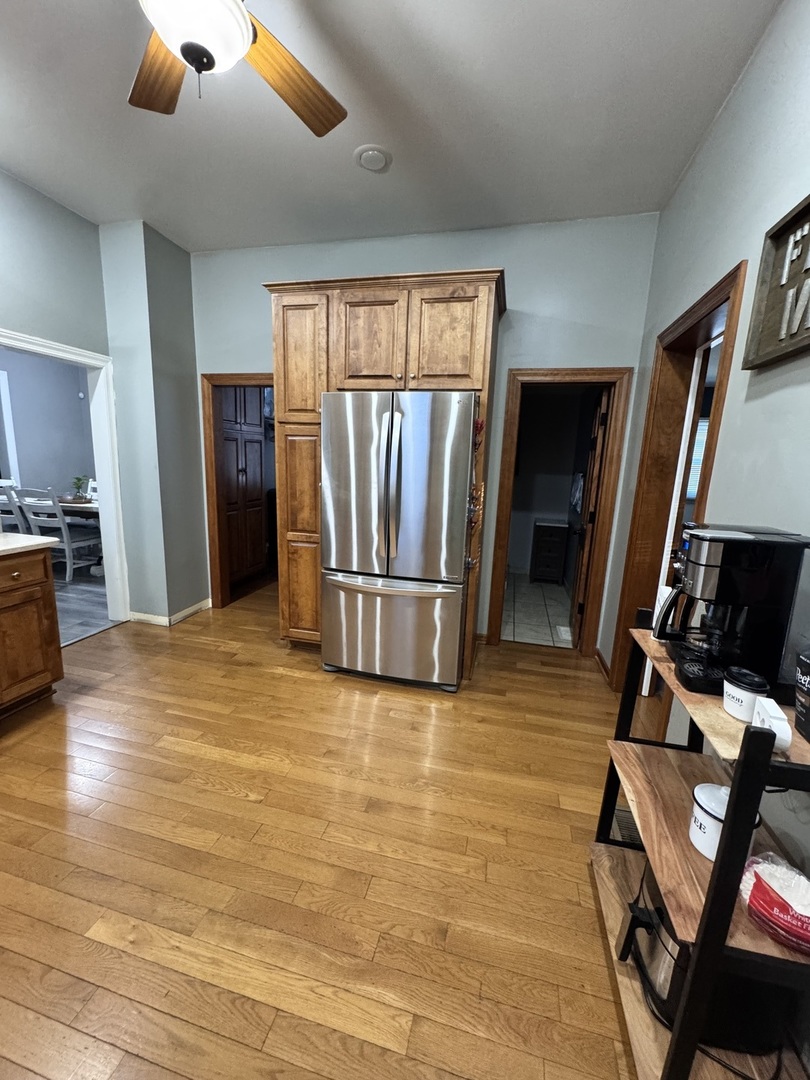 9546 S Spaulding Avenue, Evergreen Park, IL 60805