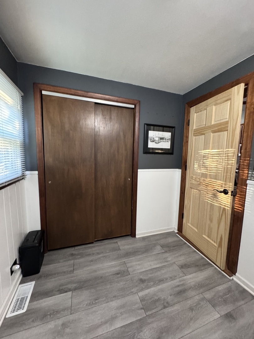 9546 S Spaulding Avenue, Evergreen Park, IL 60805