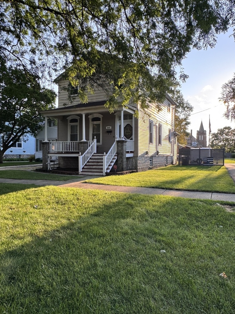9546 S Spaulding Avenue, Evergreen Park, IL 60805