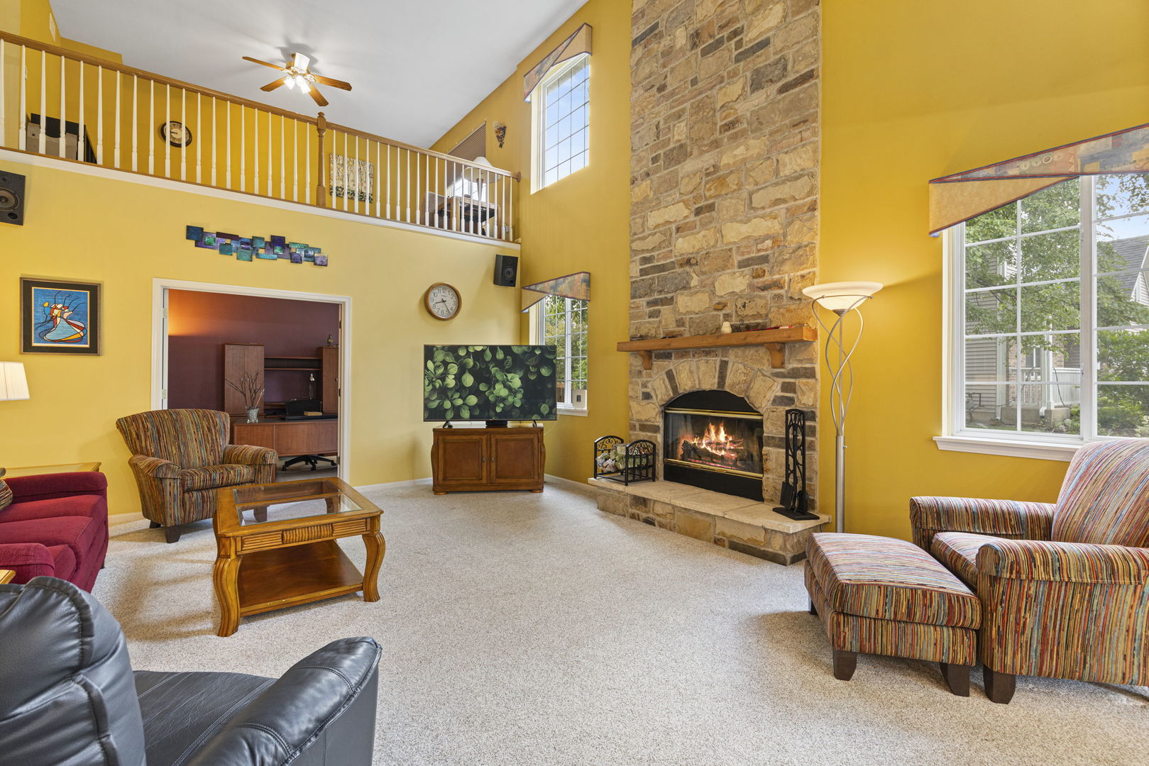 1 Winterberry Court, Streamwood, IL 60107
