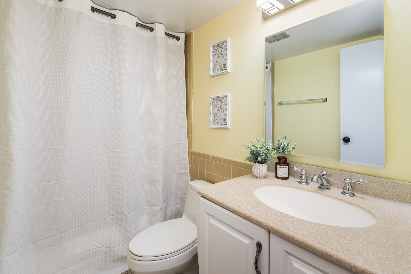 1110 Grove Street #4H, Downers Grove, IL 60515