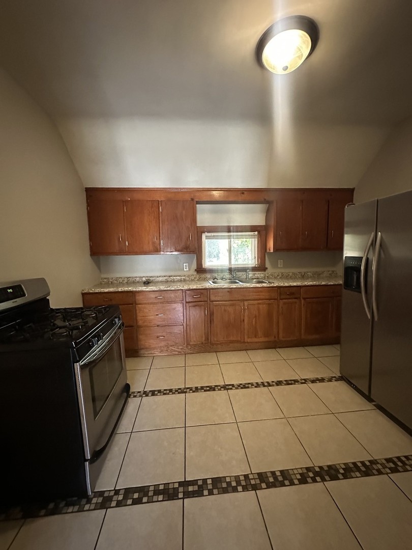 11344 S Calumet Avenue #2, Chicago, IL 60628