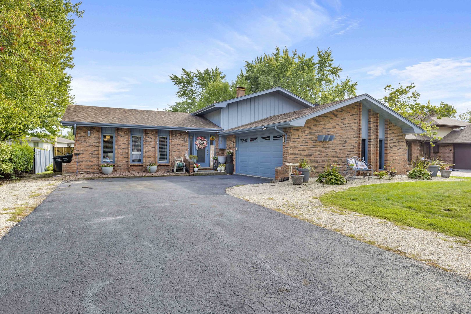 1943 182nd Street, Lansing, IL 60438