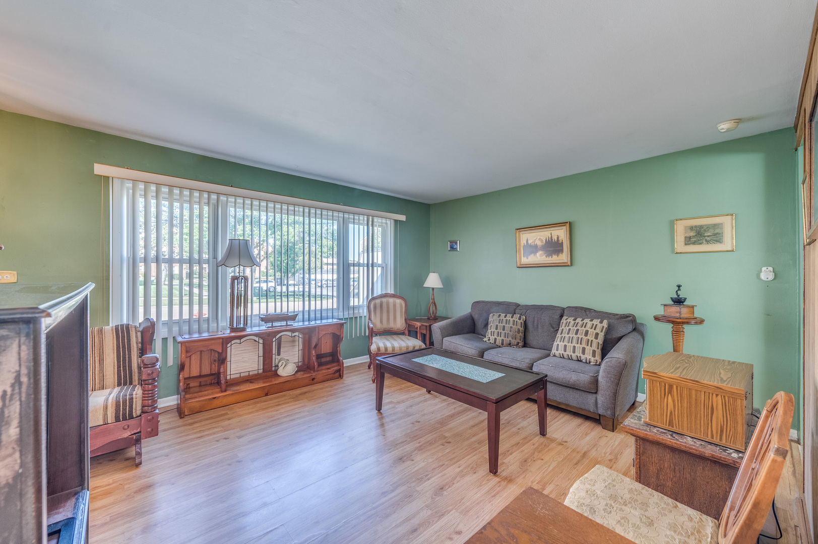 237 S Rush Street, Itasca, IL 60143