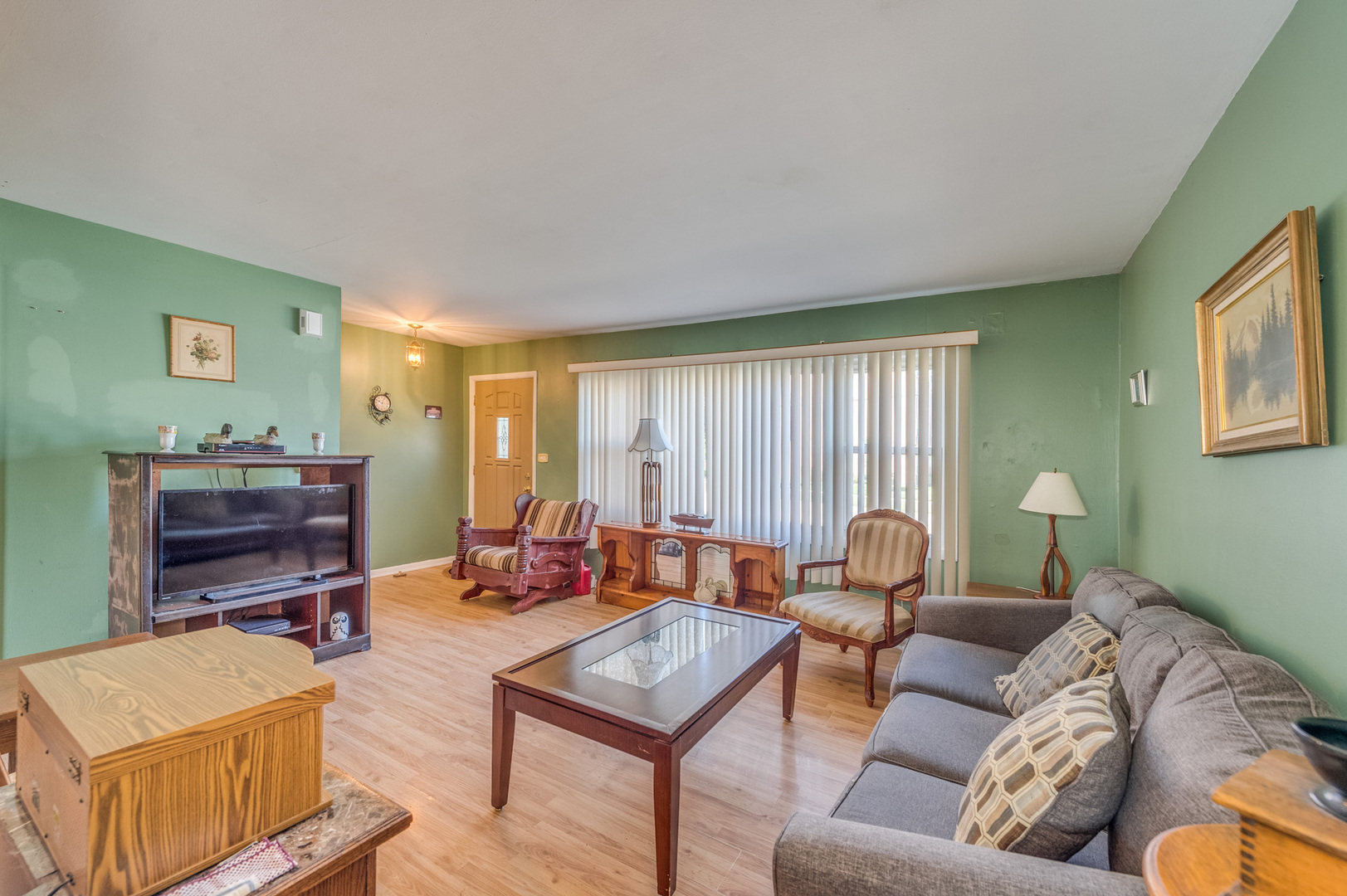 237 S Rush Street, Itasca, IL 60143