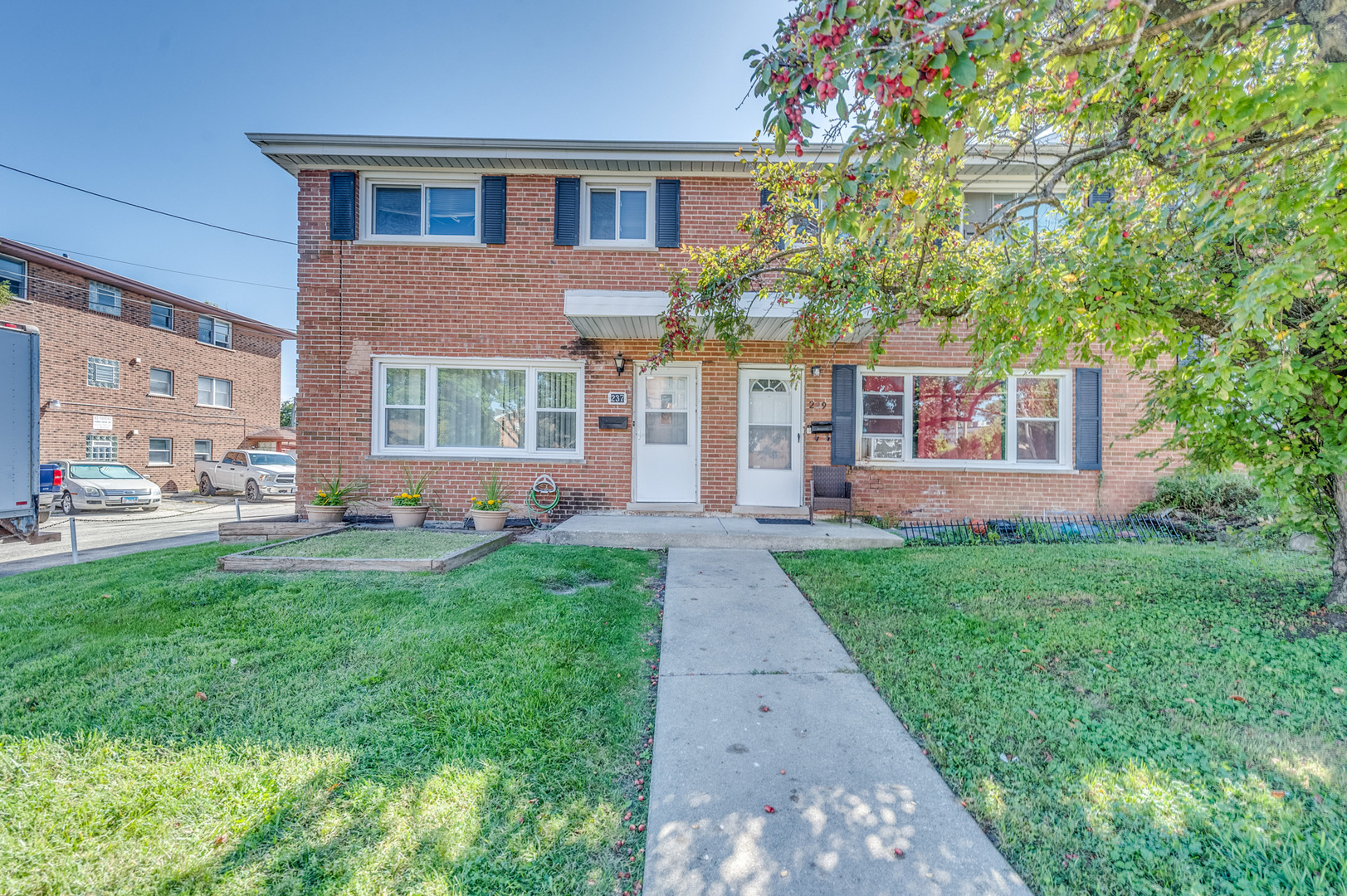237 S Rush Street, Itasca, IL 60143