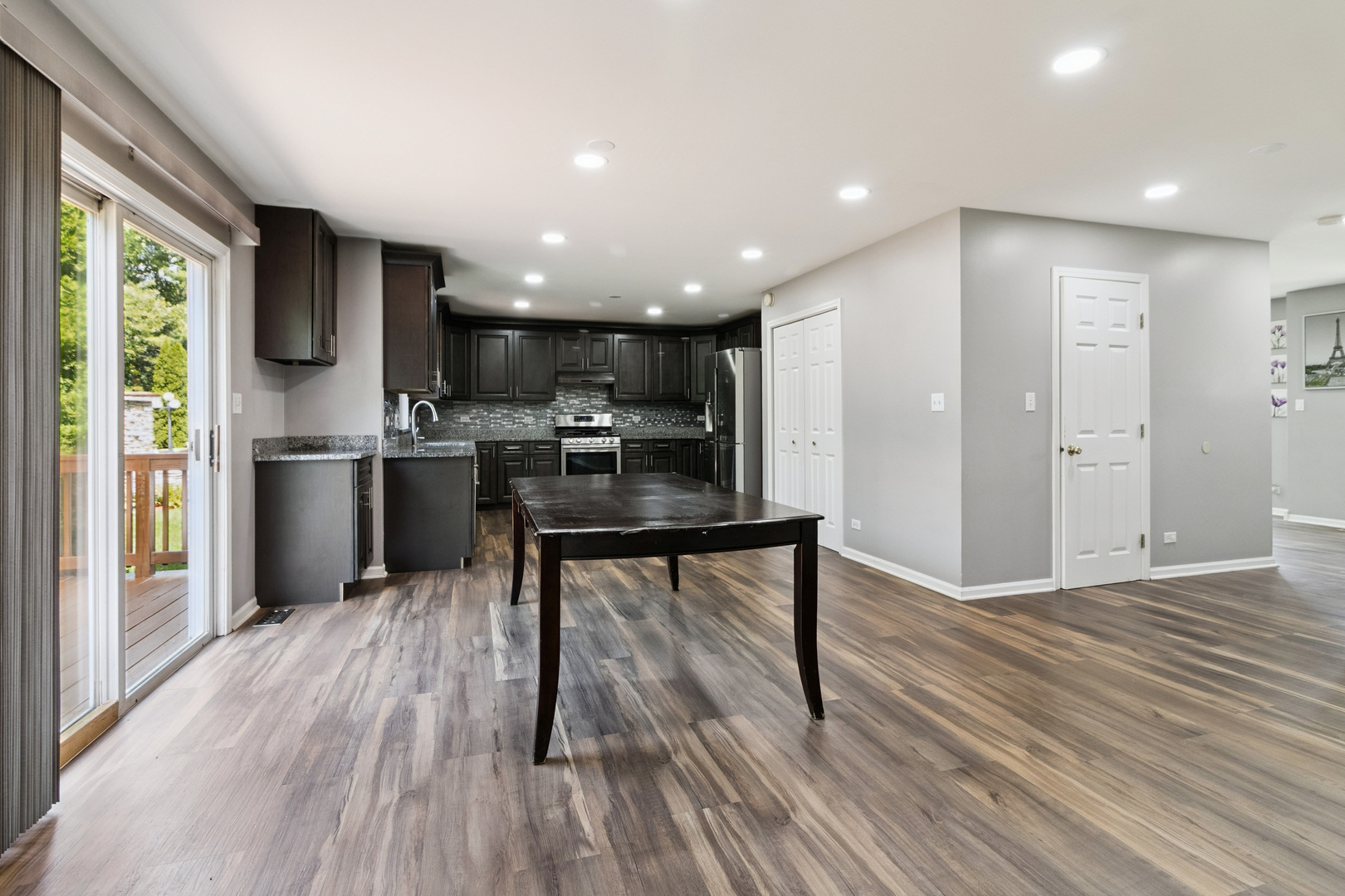 1110 Natalie Drive, West Chicago, IL 60185