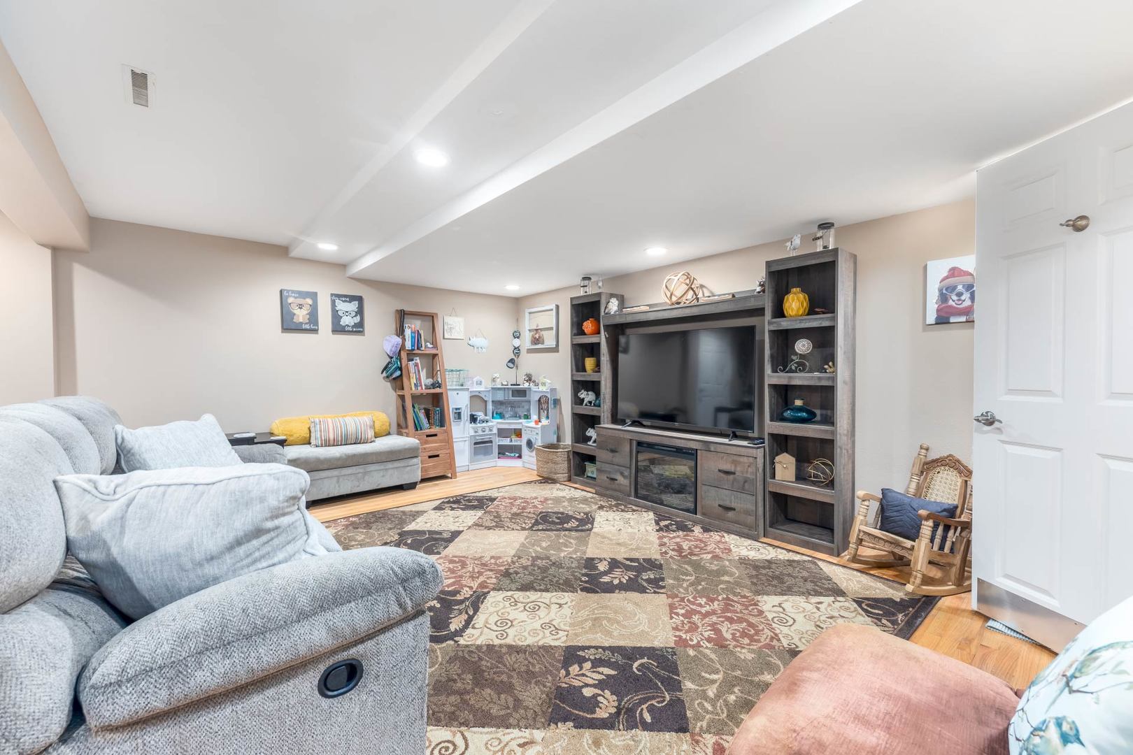752 Kensington Boulevard, DeKalb, IL 60115