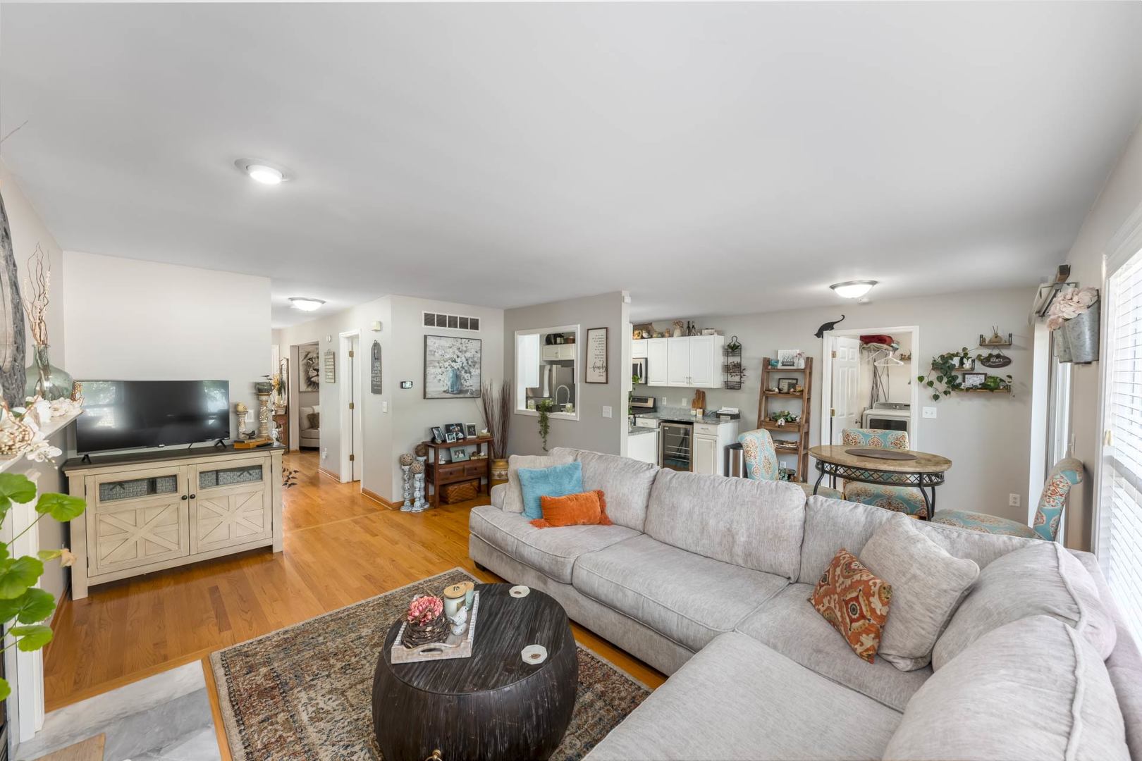752 Kensington Boulevard, DeKalb, IL 60115
